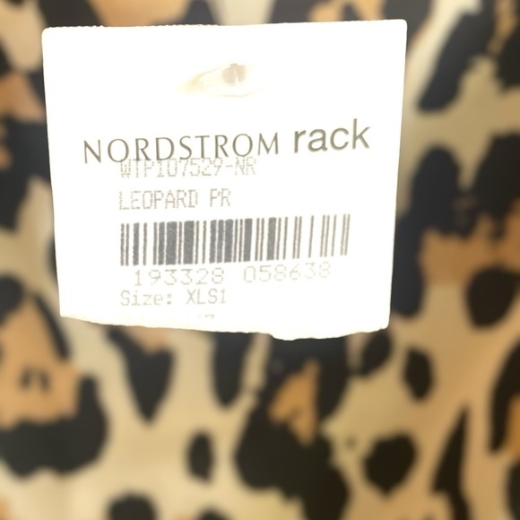 New Animal Print V-Neck Lace Trimmed Camisole Women’s Size XL Brown Black NWT - Picture 2 of 5